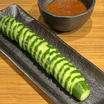 お肉一枚売りの焼肉店 焼肉とどろき - 一本ドリルきゅうり