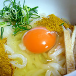 釜玉カレーうどん　６５０円