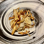 アレグロ コン ブリオ - 牡蠣と牛蒡のパスタ