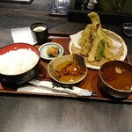 魚料理とすし 下の一色 - 