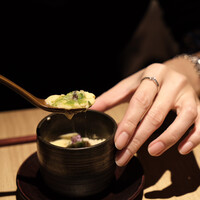 厳選焼鳥 一石三鳥 本店 - 鴨出汁の玉地蒸し