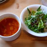 ウッデンシップ - ランチセットのスープとサラダ・2013/5