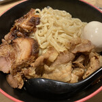 肉盛り みそラーメン 侍倶楽部 - 