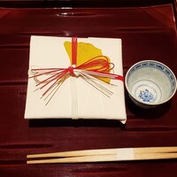 銀座 しのはら - 香煎茶／玄猪包