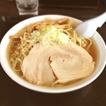 自家製太麺 渡辺 - らー麺 普通 650円