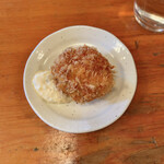 キッチン・オバサン - クリームコロッケ220円