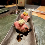 まさら庵TAKUMI - 肉寿司 雲丹＆チーズ