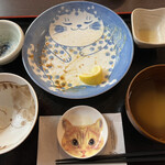 猫丸食堂 - ★完食〜お味噌汁、ちょっと残してすみませんm(_ _)m