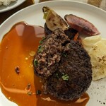 Restaurant OHTAYA - 国産牛100%♪