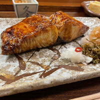 赤坂とゝや魚新 - サワラの照り焼き