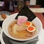 酒肴場 屯 - 津軽煮干し中華文明蕎麦（味玉入り）¥900