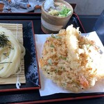 大地のうどん 本店 - 