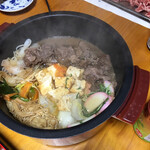 松阪肉 丸賢 - 右端に写っているのが丸賢で購入した牛肉♉︎