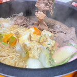 松阪肉 丸賢 - お肉リフト〜