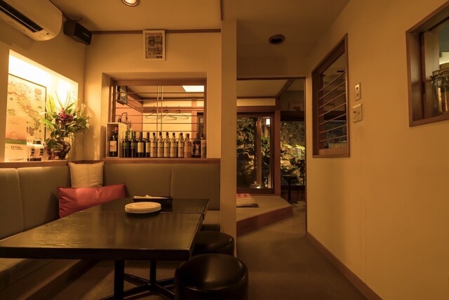VINO NAKADA
