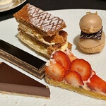 ガストロノミー ジョエル・ロブション - 