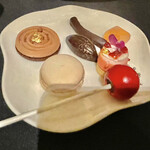 ガストロノミー ジョエル・ロブション - 