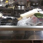 Gyouza Sakaba - 厨房には刀削麺が！