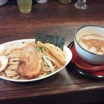 麺や 紡 - 熟成つけめん中盛 卵トッピング950円
