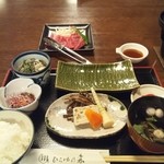 ひらゆの森 - 2食付でお願いしました。夕食はこんな感じです。