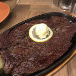 18 Steak Diner - サガリステーキ300g¥2,454-