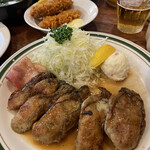 かつれつ四谷たけだ - 手前からカキバター、カキフライ、カニクリームコロッケになります♪