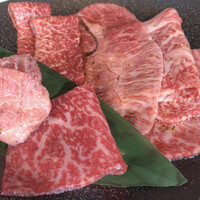 焼肉うしごろ 銀座並木通り店 - 