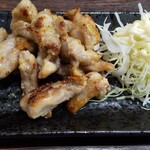 大笑 - 料理写真:せせりの炒め物。これ絶品。