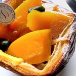 ブーランジェリー スドウ - マンゴーバナーヌ