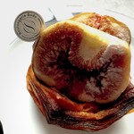 ブーランジェリー スドウ - 無花果のデニッシュ