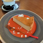 Cafe with dog ena - ちょうどいい甘さのチーズケーキ