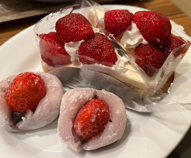 SWEETS PARADISE Ikebukuro Ten - Ikebukuro/Cake | Tabelog