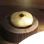 yokoyama - ごま油と実山椒の蒸しパン