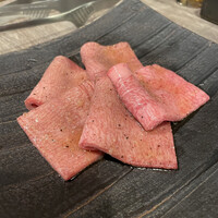 焼肉とみ 横浜関内店 - 大富豪タン
