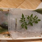 対馬のどぐろとイカ活き造り 博多 魚蔵 - 