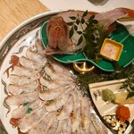 対馬のどぐろとイカ活き造り 博多 魚蔵 - 