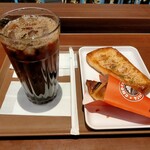 サンマルクカフェ - アイスコーヒーR 360円、チョコクロ200円・じゃがバタデニッシュ200円
