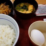 なか卯 - 料理写真:こだわり卵朝食＋牛小鉢 400円