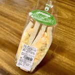 무란 루주 유메사키점 - 계란 샌드위치 240엔(세금 포함 259엔) (※「마ッ짱」가격)