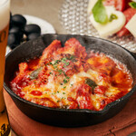 Oven-baked tripe stewed in special tomato sauce