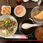 福籠 - 牛すじ丼定食¥900