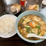 第一楼 - 料理写真:麺セット（五目あんかけソバ・ダールー麺）
