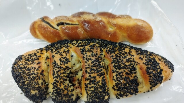 パン工場 鈎取店 &ndash; 八木山動物公園内のベーカリー