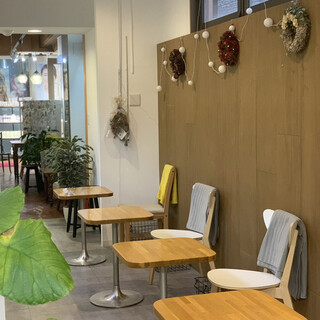 カフェ ディープラス_2