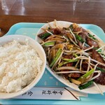 金来軒 - 料理写真:レバニラ炒め＋並ライス