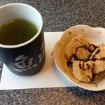 うなぎ 魚政 - お茶とデザートのわらび餅