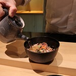 銀座 稲葉 - 出汁をかけて・・・（●＾o＾●）