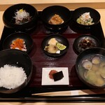 銀座 稲葉 - 小鉢6品・ご飯・梅干し・お味噌汁