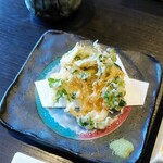 すし処 やま幸 - 白エビと三つ葉のかき揚げ