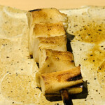 おみ乃 - ・どんこ椎茸の石づき（大将からのサービス）